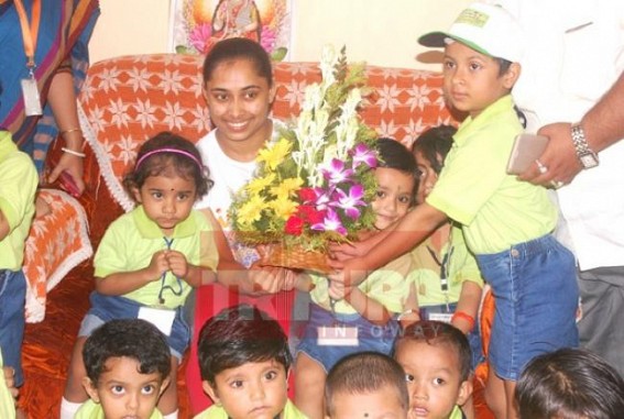 Kids felicitate Dipa Karmakar
